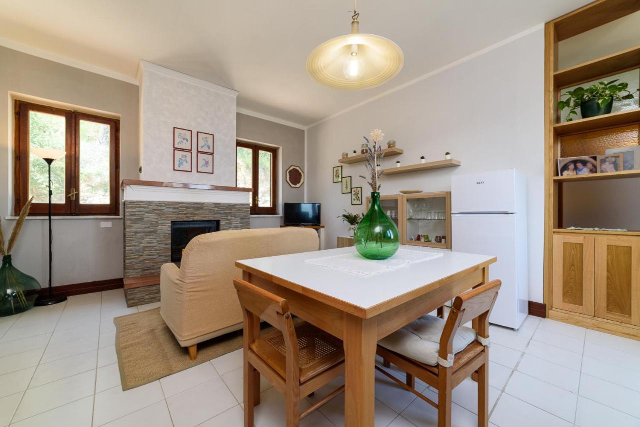 אוליאסטרו צ'ילנטו B&B Albachiara Casa Di Campagna מראה חיצוני תמונה